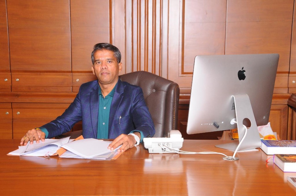 SLV Managing Director